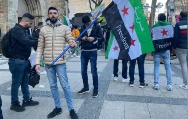 Σύρος μιντιακός ακτιβιστής βρέθηκε κρεμασμένος