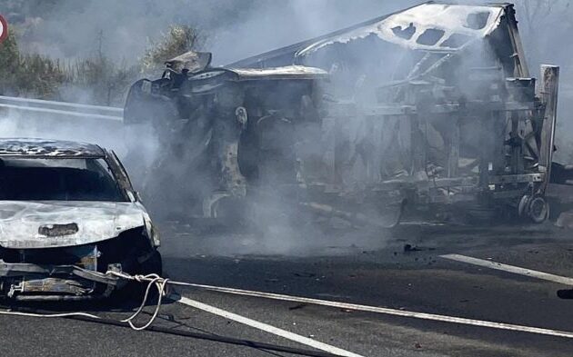 Πολύνεκρο τροχαίο στην Εγνατία οδό: Απανθρακώθηκαν τρεις άνθρωποι – Επέστρεφαν από γάμο