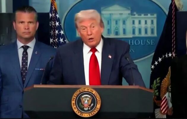 Ο Τραμπ αναπτύσσει την Εθνοφρουρά στην Ουάσιγκτον και αναλαμβάνει τον έλεγχο της τοπικής Αστυνομίας