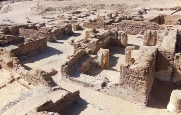 Αίγυπτος: Αρχαιολόγοι ανακάλυψαν τοιχογραφία του Χριστού να θεραπεύει άρρωστους