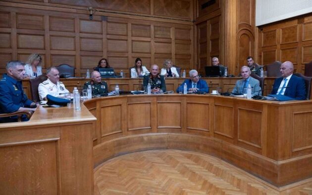 Νίκος Δένδιας: Ενημέρωση για την αναδιοργάνωση των Ενόπλων Δυνάμεων στην «Ατζέντα 2030»