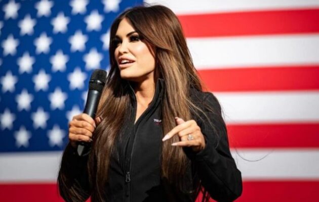  Η Κίμπερλι Γκίλφοϊλ έρχεται στην Ελλάδα: 