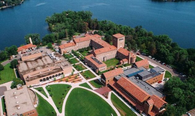 Πώς η χρηματοδότηση 737 εκατ. δολαρίων από το Κατάρ φιμώνει φοιτητές στο Νορθγουέστερν