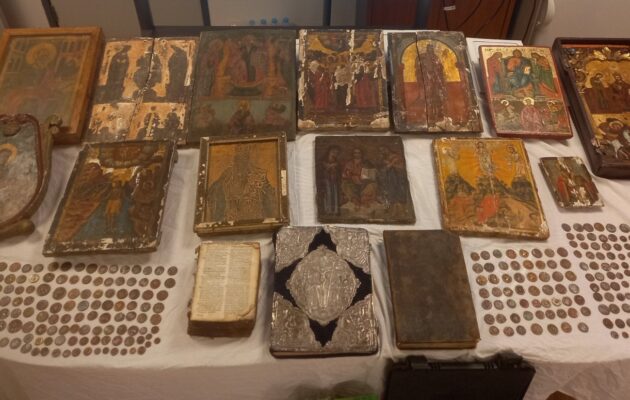 Καλάβρυτα: Συνελήφθησαν ηγούμενος Μονής και συμμορία που ήθελαν να πουλήσουν θρησκευτικούς «θησαυρούς»