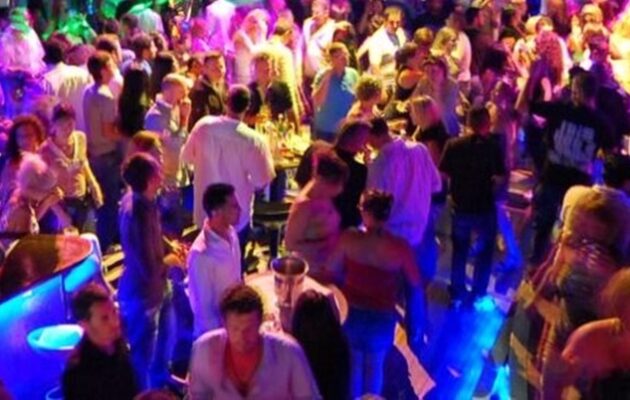 Γκάζι: Νεκρή 16χρονη έξω από νυχτερινό κέντρο – Την Αστυνομία ενημέρωσε ο πατέρας της