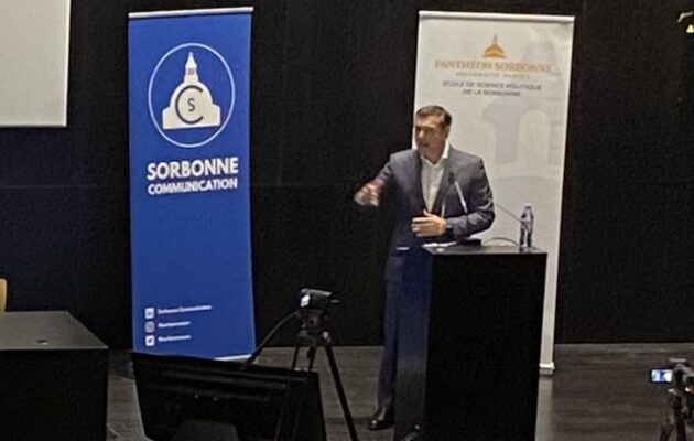 Ο Τσίπρας στο όνομα του πατριωτισμού ήχησε το σύνθημα: Ελευθερία, Ισότης, Αδελφότης, δημοκρατία και κοινωνική δικαιοσύνη