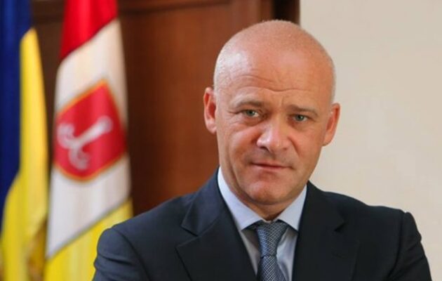 Ουκρανία: Ο Ζελένσκι αφαίρεσε την ουκρανική υπηκοότητα από τον δήμαρχο της Οδησσού