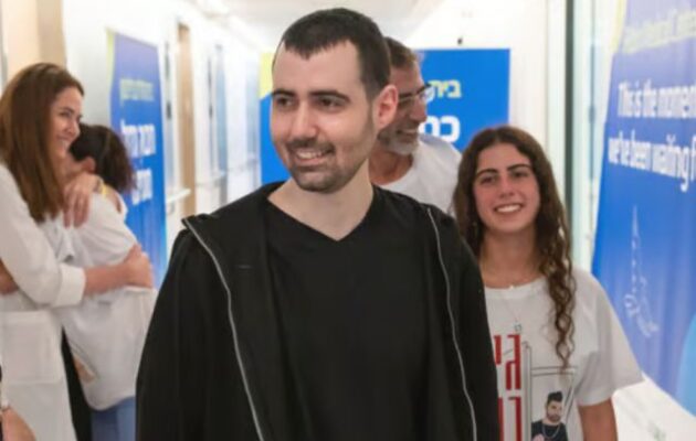 Ισραήλ: Ο επιζών όμηρος, Γκάι Γκιλμπόα Νταλάλ, αποκάλυψε σεξουαλική κακοποίηση κατά τη διάρκεια της αιχμαλωσίας