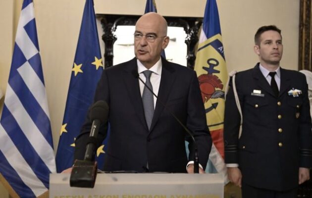 Παρουσία Ν. Δένδια η απονομή του Μεταλλίου Εξαιρέτου Πράξεως στα στελέχη των Ενόπλων Δυνάμεων της ελληνικής αποστολής στη Λιβύη