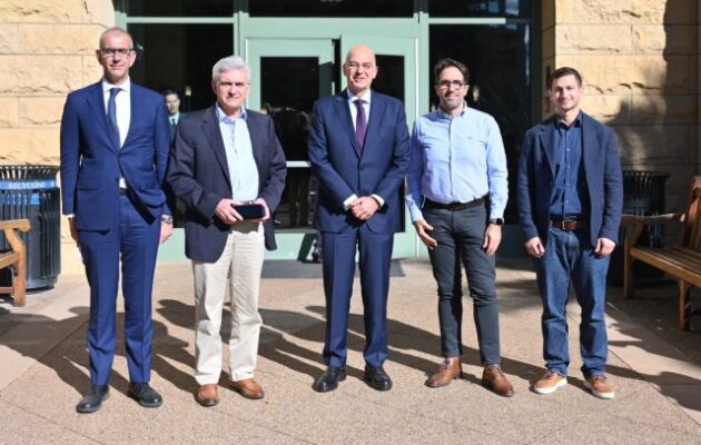 Ο Νίκος Δένδιας στο πανεπιστήμιο του Στάνφορντ: Οι προκλήσεις ασφαλείας σε ΕΕ και Αν. Μεσόγειο