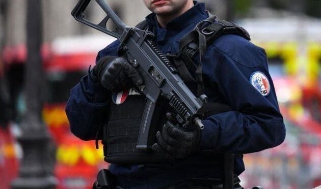 Γαλλία: Τρόμος στο Ολερόν! Αυτοκίνητο έπεσε σε πλήθος – Ο δράστης φώναζε «Αλλάχ Άκμπαρ»