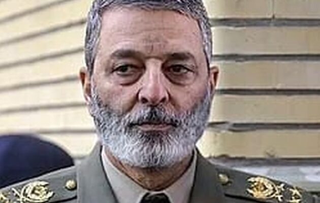 Ο κορυφαίος στρατηγός του Ιράν απειλεί με «καταλυτική» απάντηση: Η Τεχεράνη δεν θα περιμένει το ισραηλινό πλήγμα