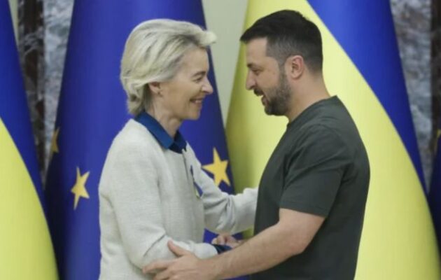 DW: Η φον ντερ Λάιεν προετείνει κοινό δανεισμό της Ε.Ε. για ενίσχυση της Ουκρανίας