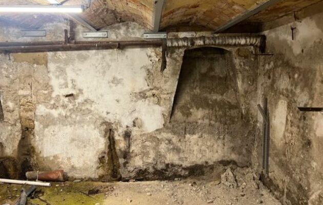 Άνδρας ανακάλυψε δίκτυο τούνελ και υπόγεια δωμάτια κάτω από σπίτι του