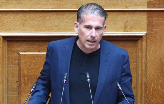 Παραιτήθηκε από βουλευτής ο Διαμαντής Καραναστάσης, σύντροφος της Ζωής Κωνσταντοπούλου