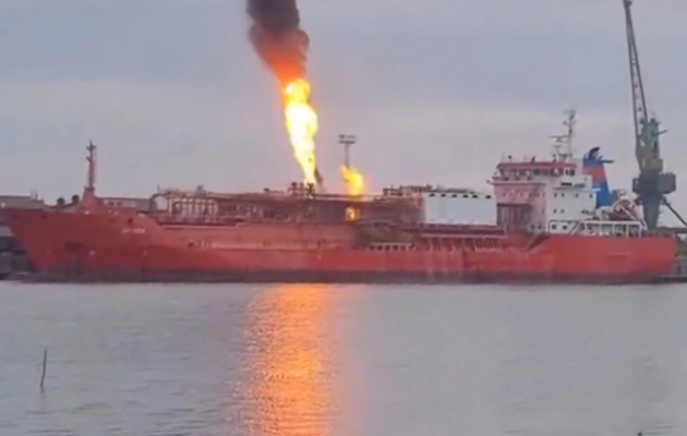 Οι Ρώσοι χτύπησαν τουρκικό πλοίο με 4.000 τόνους υγραέριο σε ουκρανικό λιμάνι