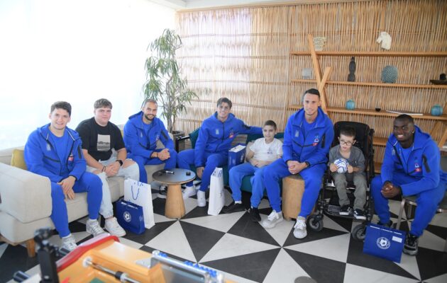 Τζόλης, Τετέι, Ρότα και Χατζηδιάκος έκαναν έκπληξη σε τρία παιδιά από το Make-A-Wish Ελλάδος (βίντεο) – Ο ΟΠΑΠ, Χρυσός Χορηγός της Εθνικής, προσέφερε μία αξέχαστη εμπειρία στα παιδιά