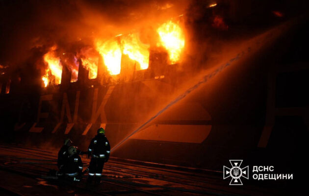 Οι Ρώσοι χτύπησαν με πυραύλους και drones ουκρανικά λιμάνια στην Οδησσό