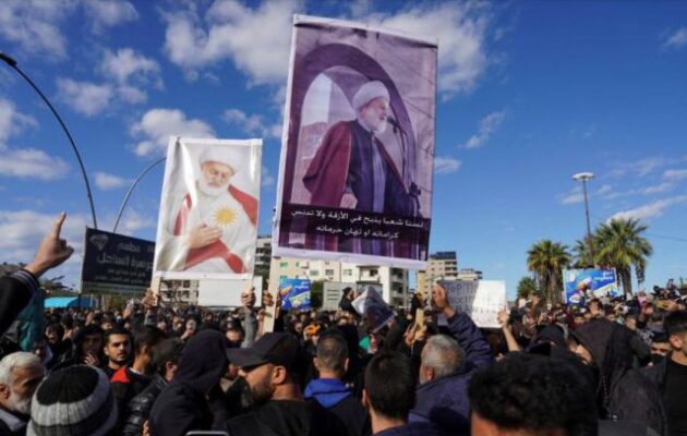 Συρία: Αιματηρές συμπλοκές σε διαδηλώσεις Αλαουιτών για τη βομβιστική επίθεση σε τέμενος και τις κυβερνητικές πολιτικές