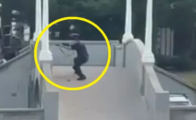 Σφαγή Εβραίων στο Σίδνεϊ: Ένοπλοι άνοιξαν πυρ σε γιορτή του Χανουκά στην παραλία Μπόντι