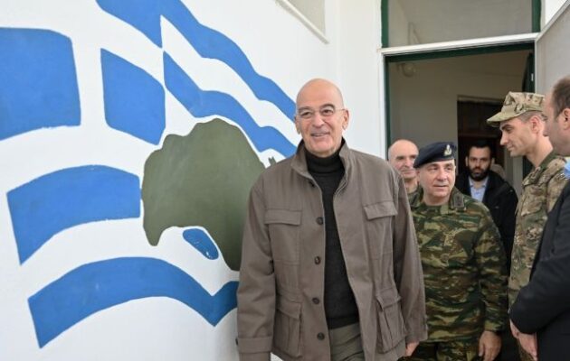 Ο Νίκος Δένδιας στο Επιτηρητικό Φυλάκιο «ΨΙΛΗΣ ΑΜΜΟΥ» στη Σάμο