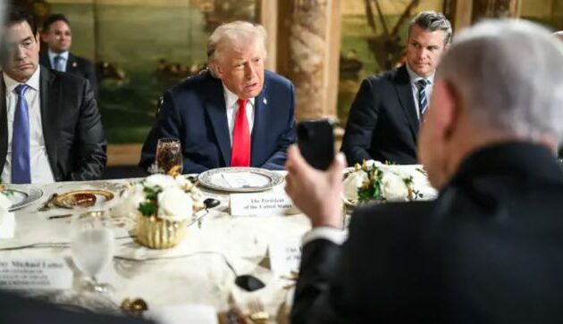 60.000 τυφέκια η Χαμάς: Οι μυστικές πληροφορίες που μοιράστηκε ο Νετανιάχου με τον Τραμπ στη Φλόριντα