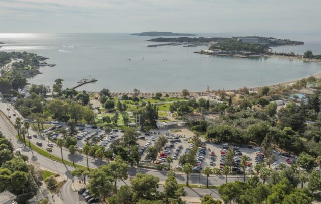 Ακτή Βουλιαγμένης: Ποιές εταιρείες κατέθεσαν δεσμευτικές προσφορές για τη μίσθωση της