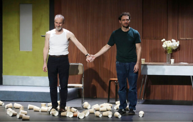 Λαμπερή πρεμιέρα για την παράσταση «Το 5ο Βήμα» στο Θέατρο Μικρό Χόρν με χορηγό τον ΟΠΑΠ