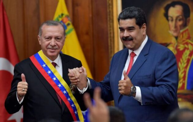  Μπαμπάκ Ταγκβαΐ: Η σύλληψη Μαδούρο προκάλεσε έντονο κλυδωνισμό στον Ερντογάν.