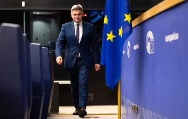 Φαραντούρης για Μercosur: «Ο αγώνας συνεχίζεται κατά των διατάξεων της MERCOSUR»