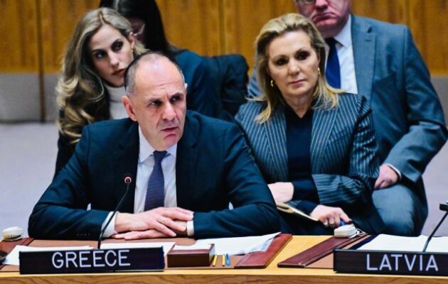 Γεραπετρίτης στο ΣΑ του ΟΗΕ: «Η προστασία των Κούρδων πρέπει να διασφαλιστεί πλήρως» – Μήνυμα προς τους «εξωτερικούς δρώντες» στη Συρία