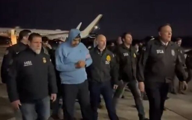 ΒΙΝΤΕΟ: Στη Νέα Υόρκη υπό δρακόντεια μέτρα ασφαλείας ο Νικολάς Μαδούρο – Μεταφέρθηκε στις ομοσπονδιακές φυλακές του Μπρούκλιν