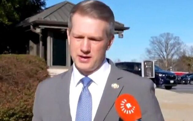 Αμερικανός βουλευτής Ράιλι Μουρ: «Καταστροφικές» οι επιθέσεις εναντίον Κούρδων, Δρούζων και Χριστιανών στη Συρία