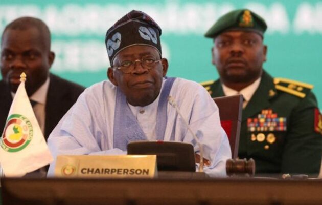 Τουρκία-Νιγηρία: Διαμορφώνεται νέος άξονας ισχύος αν και… ο Πρόεδρος της Νιγηρίας σωριάστηκε δίπλα στον Ερντογάν