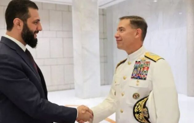 Ο επικεφαλής της CENTCOM υπογράμμισε στον αλ-Σάρα της Δαμασκού την ανάγκη τήρησης της κατάπαυσης του πυρός με τις SDF