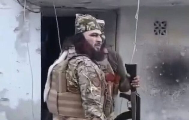 Κεβόρκ Αλμασιάν: Αυτός είναι ο τζιχαντιστής Άχμεντ Αλ-Μανσούρι – Καταζητούμενος στην Αίγυπτο, σφαγέας Κούρδων στη Συρία