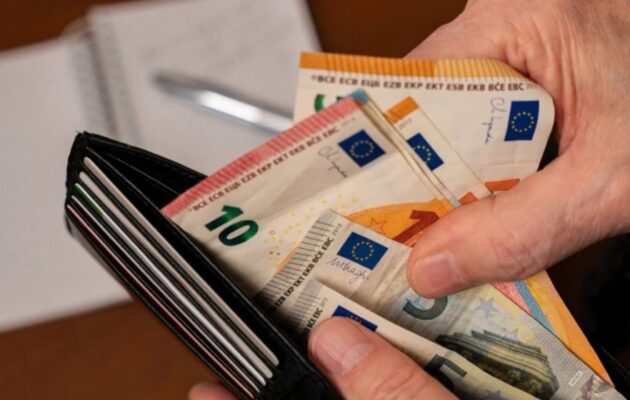 Γερμανική έρευνα: Στο 21,6% του ΑΕΠ η παραοικονομία στην Ελλάδα – Αύξηση και στη Γερμανία