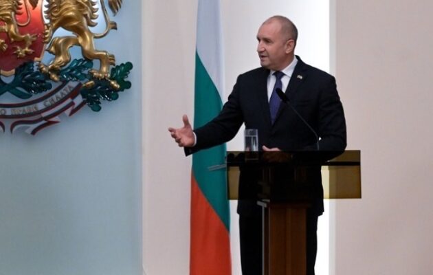 Βουλγαρία: Παραιτήθηκε ο πρόεδρος Ράντεφ