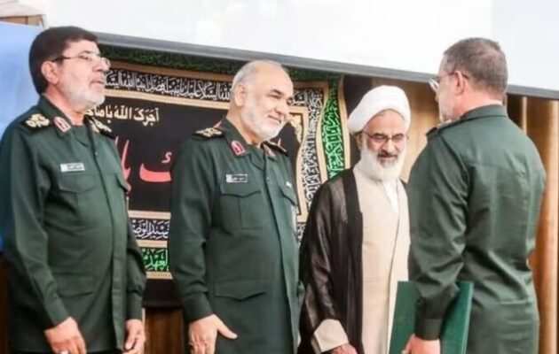 Πώς το ιρανικό καθεστώς θα καταρρεύσει εκ των έσω