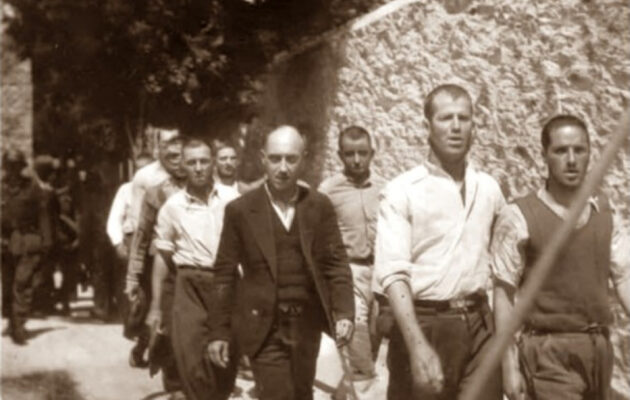 Κηρύχθηκε μνημείο το σύνολο της συλλογής φωτογραφιών των 200 της Καισαριανής