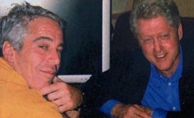 Μπιλ Κλίντον:  «Δεν είχα ιδέα» για τα εγκλήματα που διέπραττε ο Τζέφρι Επστάιν