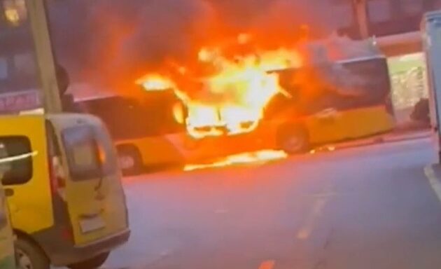 Τραγωδία στην Ελβετία: Λεωφορείο κάηκε ολοσχερώς – Πολλοί νεκροί και τραυματίες