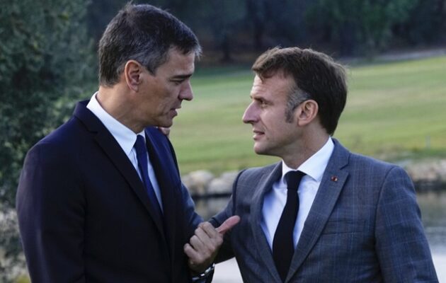 Η ΕΕ απολύτως αλληλέγγυα με την Ισπανία – Επικοινωνία Μακρόν-Σάντσεθ