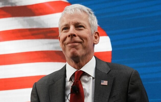 Υπ. Ενέργειας ΗΠΑ: Υπέρ προσωρινής άρσης κυρώσεων στο ρωσικό πετρέλαιο