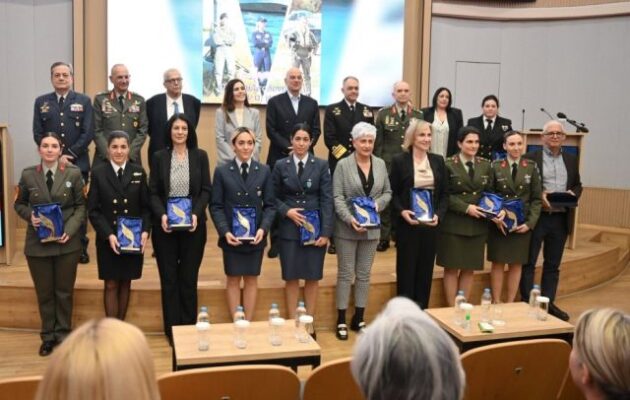 Νίκος Δένδιας για την Ημέρα της Γυναίκας: Είχαμε διαβλέψει τους δυσοίωνους καιρούς, τη δυστοπία – Η γυναίκα το λουλούδι που ομορφαίνει τη ζωή μας