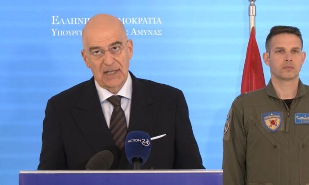 Ο Νίκος Δένδιας στέλνει στην Κύπρο φρεγάτες και F-16