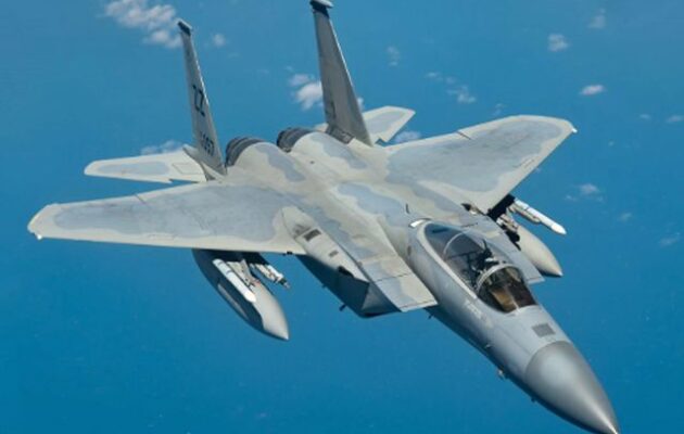 Αναφορά για κατάρριψη αμερικανικού F-15 πάνω από το Ιράν – Σώοι οι πιλότοι