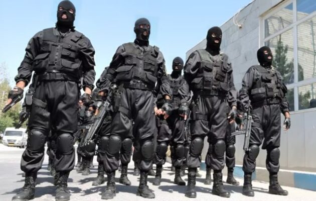 «ΤΙΜΩΡΗΣΤΕ ΤΟΥΣ ΟΛΟΥΣ…»: Ανθρωποκυνηγητό στο Ιράν για «προδότες» – Στο στόχαστρο πράκτορες των ΗΠΑ και του Ισραήλ – Ο ρόλος της NOPO