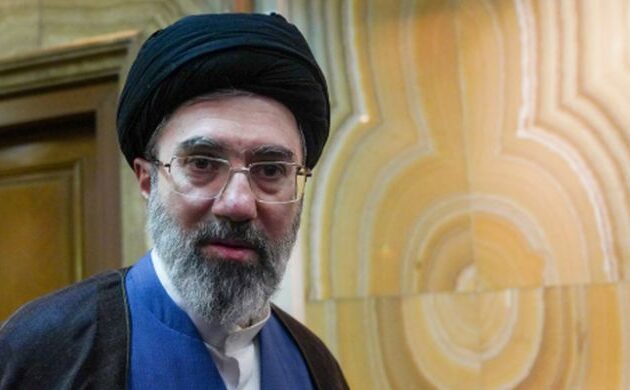 Αυτός είναι ο λόγος για τον οποίο ο Αλί Χαμενεΐ δεν ήθελε τον Μοτζτάμπα για διάδοχό του