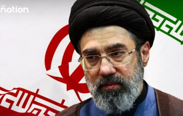 Πώς ο Μοτζτάμπα Χαμενεΐ ανήλθε στην εξουσία μετά την εξόντωση του πατέρα του